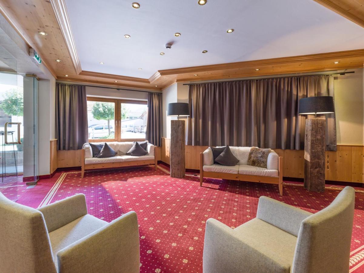 Hotel Blizz Finkenberg Eksteriør bilde