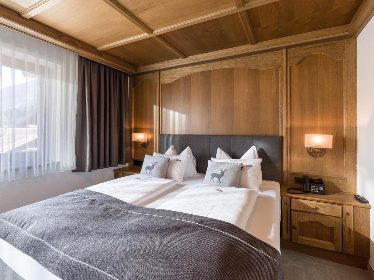 Hotel Blizz Finkenberg Eksteriør bilde