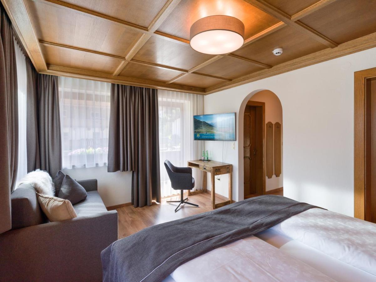 Hotel Blizz Finkenberg Eksteriør bilde