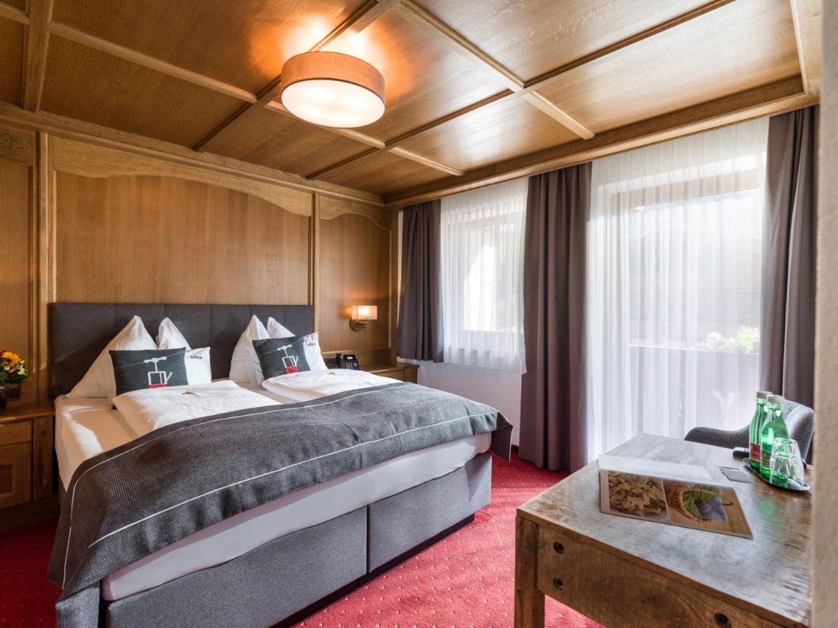 Hotel Blizz Finkenberg Eksteriør bilde