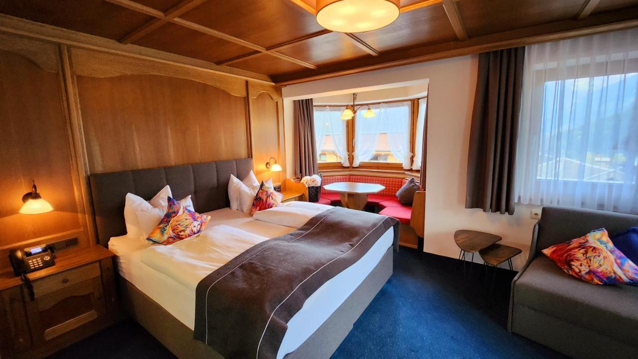 Hotel Blizz Finkenberg Eksteriør bilde
